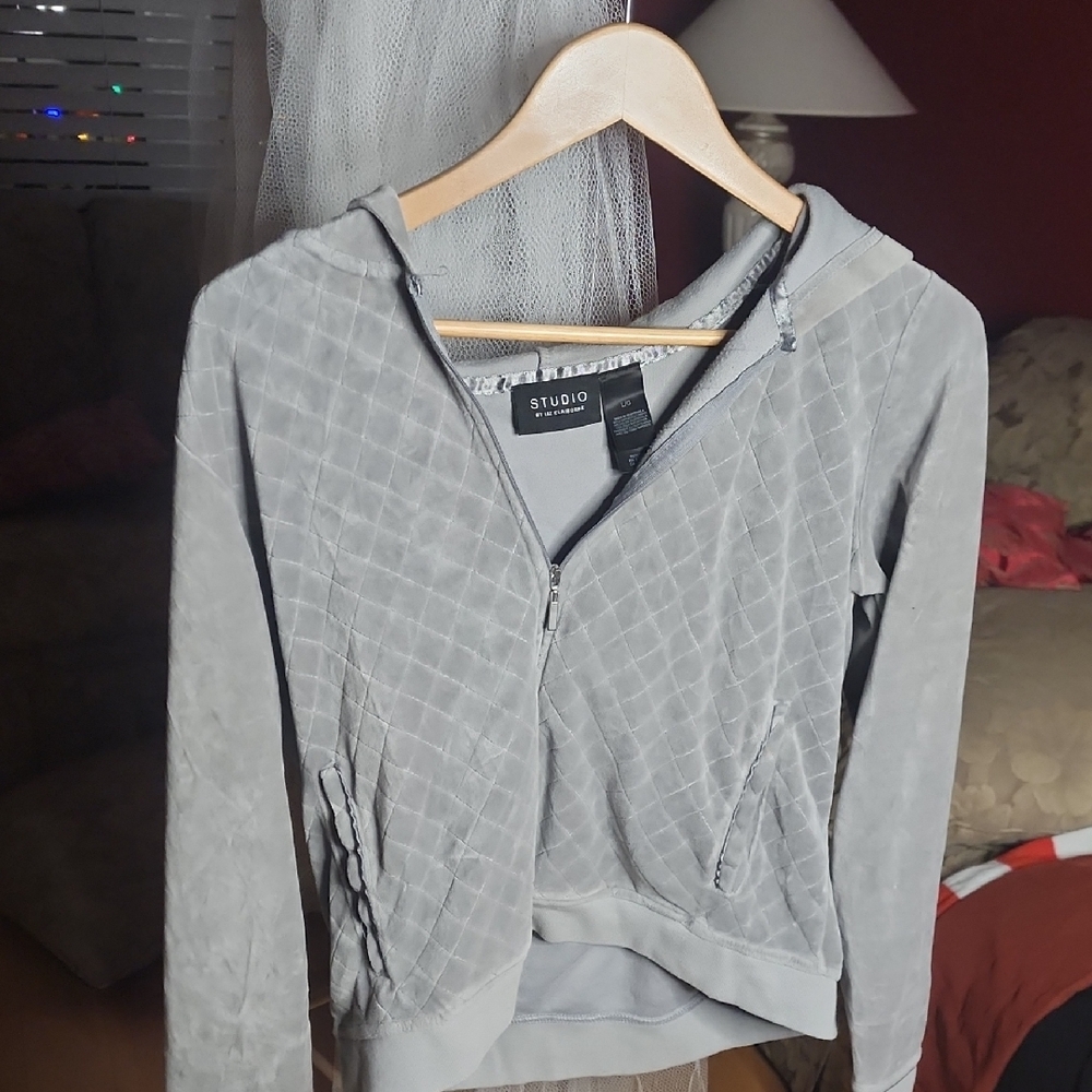 Studio Light Gray Quilted Hoodie